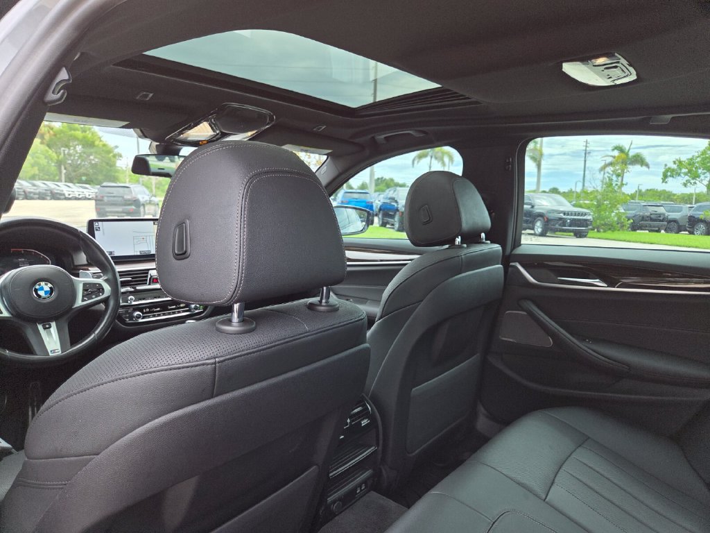 Used 2023 BMW 530i w/ M Sport Package RWD image 22