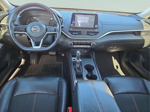 Used 2019 Nissan Altima 2.5 SR w/ SR Premium Package image 11