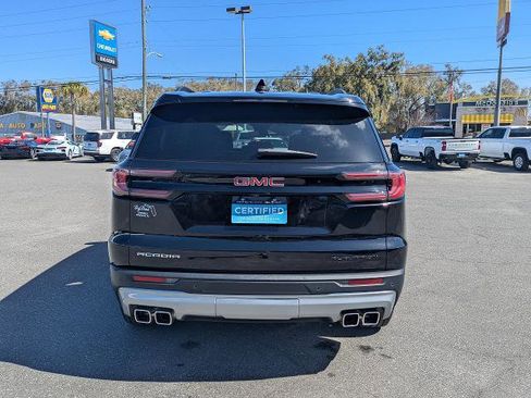 Used 2025 GMC Acadia Elevation FWD image 7