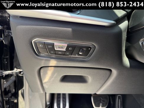 Used 2021 BMW X7 M50i w/ Executive Package AWD/4WD image 36
