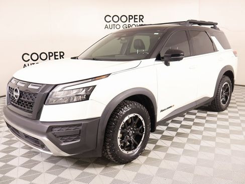 Used 2023 Nissan Pathfinder Rock Creek image 10