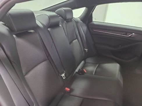 Used 2022 Honda Accord Sport image 13