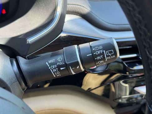 Used 2023 Acura MDX SH-AWD image 27