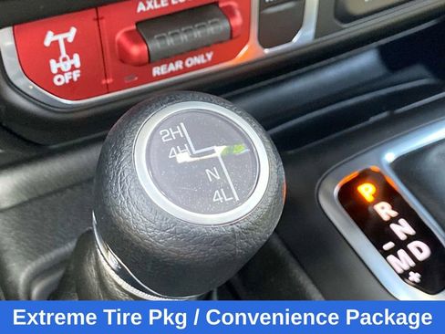 Used 2026 Jeep Wrangler Unlimited Sport AWD/4WD image 32