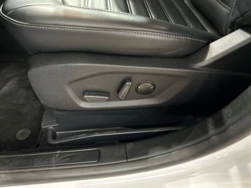 Certified 2024 Ford Edge SEL w/ Convenience Package AWD/4WD image 12