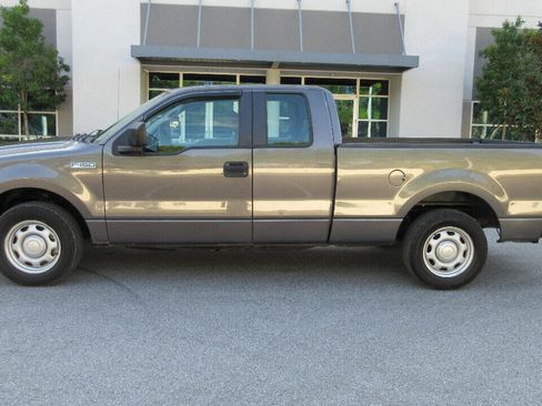 Used 2007 Ford F150 XL image 2