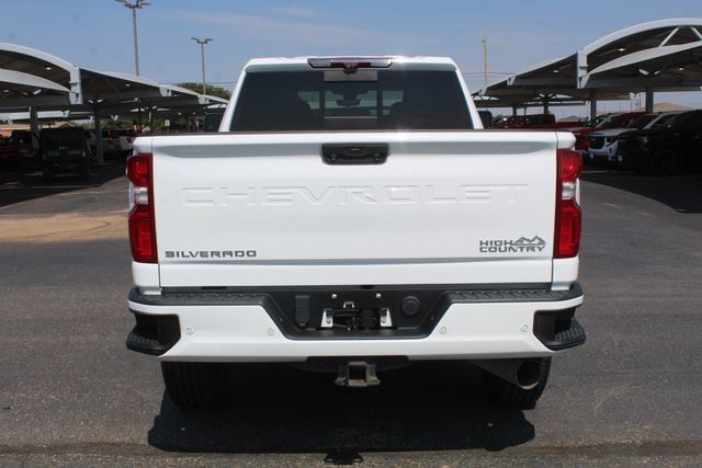 Used 2020 Chevrolet Silverado 2500 High Country w/ Z71 Off-Road Package AWD/4WD image 4
