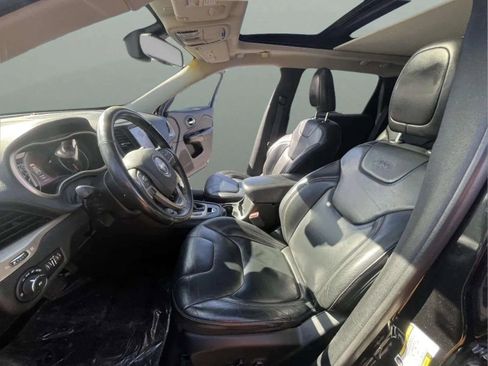 Used 2016 Jeep Cherokee High Altitude image 12