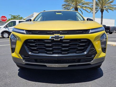Certified 2024 Chevrolet Trax ACTIV FWD image 2