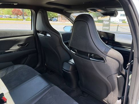 Used 2022 Hyundai Elantra N FWD image 24