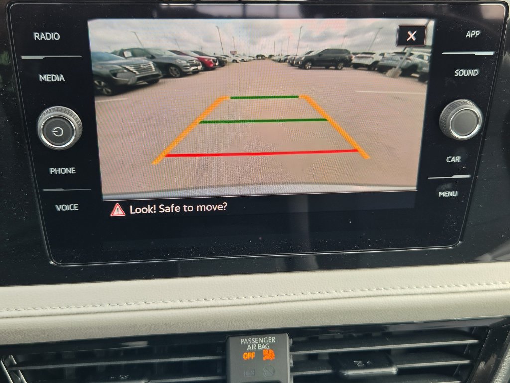New 2027 Volkswagen Taos S FWD image 16