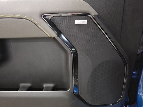 Certified 2022 Chevrolet Silverado 1500 ZR2 w/ Technology Package image 27