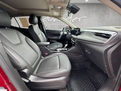 Used 2024 Buick Encore GX Sport Touring w/ Experience Buick Package FWD image 24