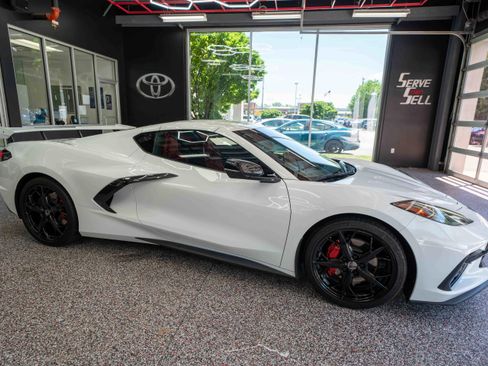 Used 2022 Chevrolet Corvette Stingray Coupe w/ Battery Protection Package RWD image 5