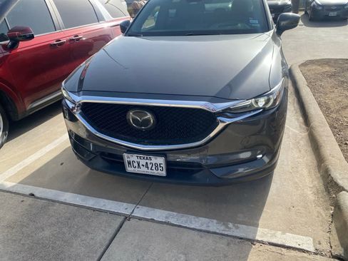 Used 2019 MAZDA CX-5 Signature AWD/4WD image 2