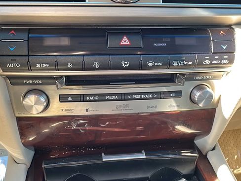 Used 2013 Lexus LS 460 image 43