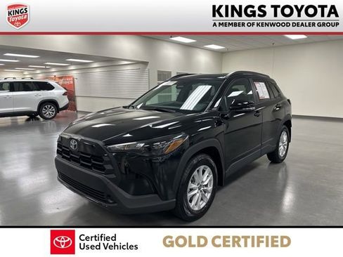 Certified 2026 Toyota Corolla Cross LE w/ Cold Weather Package image 4