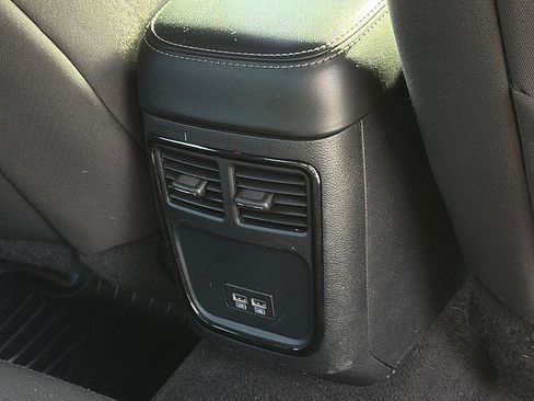 Used 2022 Dodge Charger SXT w/ Blacktop Package image 23