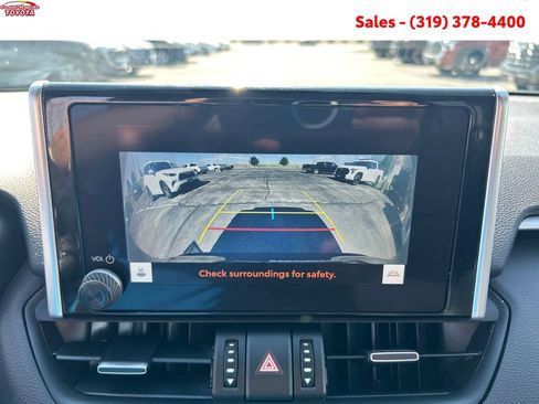 Certified 2023 Toyota RAV4 XLE Premium AWD/4WD image 18