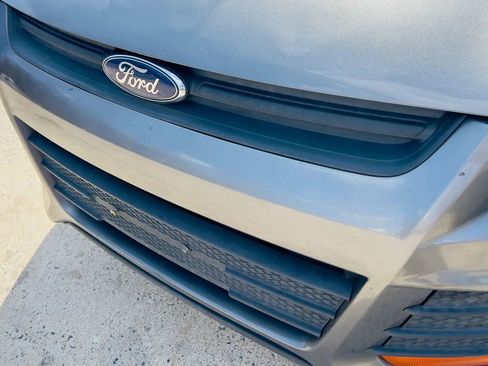 Used 2014 Ford Escape S FWD image 27