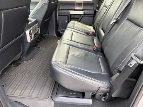 Used 2022 Ford F250 Lariat w/ Lariat Ultimate Package AWD/4WD image 22