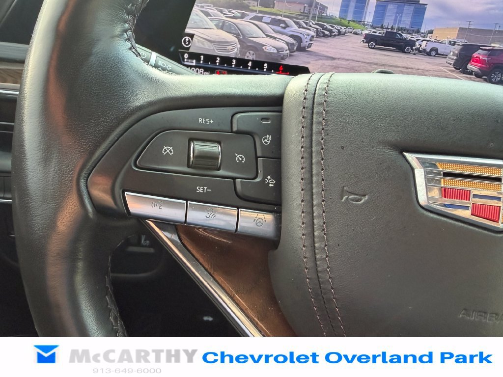 Used 2023 Cadillac Escalade Sport Platinum w/ LPO, ONYX Package AWD/4WD image 13