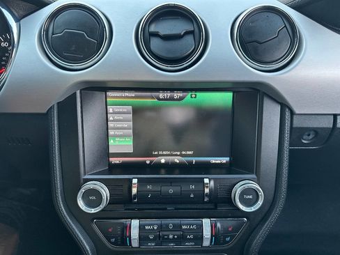 Used 2015 Ford Mustang Premium image 27