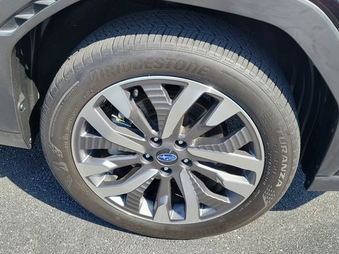 Used 2025 Subaru Forester Touring AWD/4WD image 8