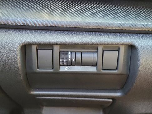 Certified 2024 Subaru Crosstrek 2.0i Premium image 26