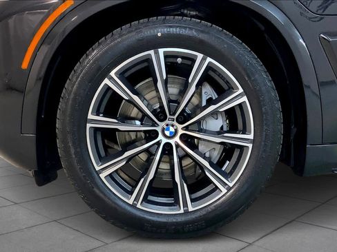 New 2026 BMW X5 xDrive50e w/ Executive Package image 2