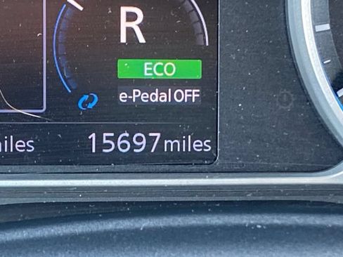 Certified 2025 Nissan Leaf S FWD image 16