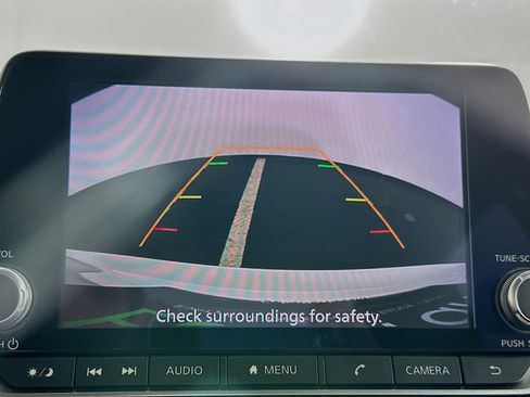 Used 2025 Nissan Altima 2.5 SV image 21