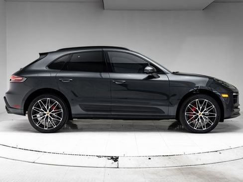 Certified 2026 Porsche Macan S AWD/4WD image 34