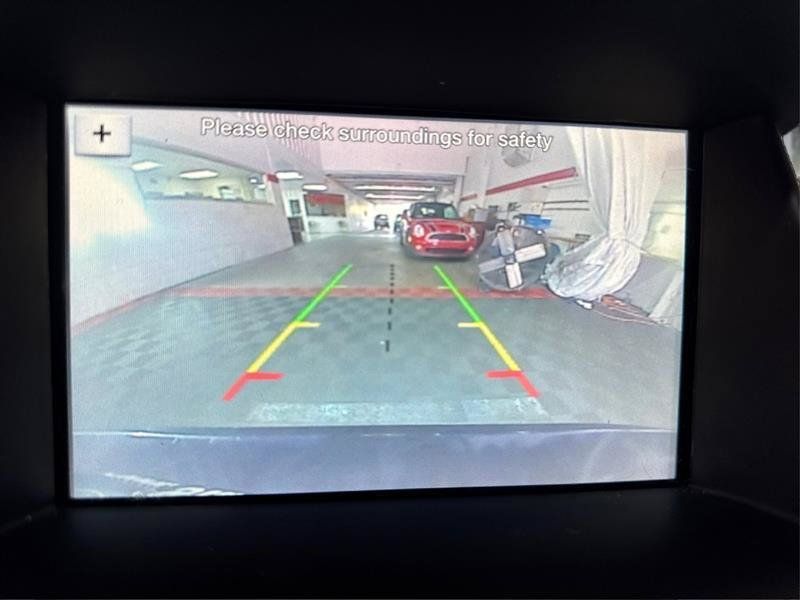 Used 2016 Ford Fiesta Titanium FWD image 26