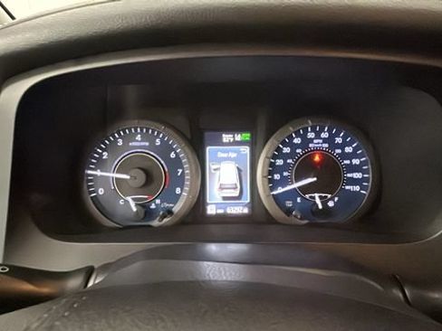 Used 2020 Toyota Sienna XLE FWD image 17