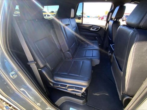 Used 2023 Chevrolet Tahoe LT w/ Luxury Package AWD/4WD image 20