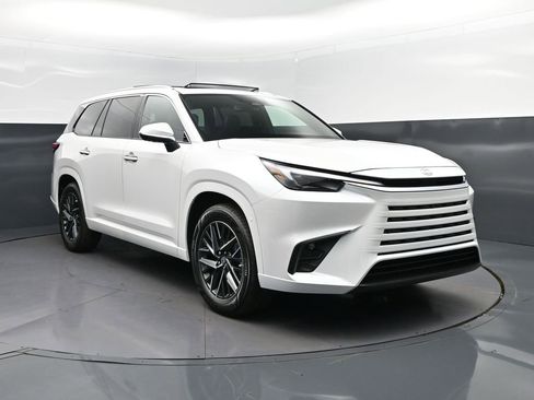 New 2026 Lexus TX 350 AWD image 9