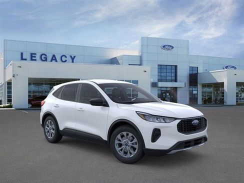 New 2026 Ford Escape Active image 7