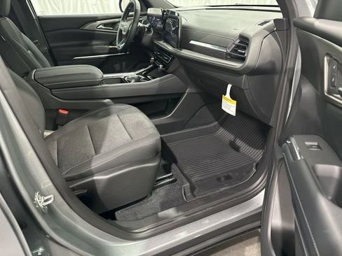 New 2026 Chevrolet Traverse LT w/ Driver Confidence Package image 14