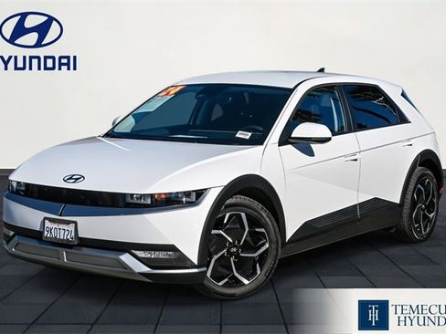 Certified 2024 Hyundai Ioniq 5 SE image 1