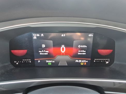 Used 2022 Volkswagen Tiguan SE R-Line image 22