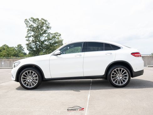 Used 2019 Mercedes-Benz GLC 300 4MATIC Coupe w/ AMG Line image 4