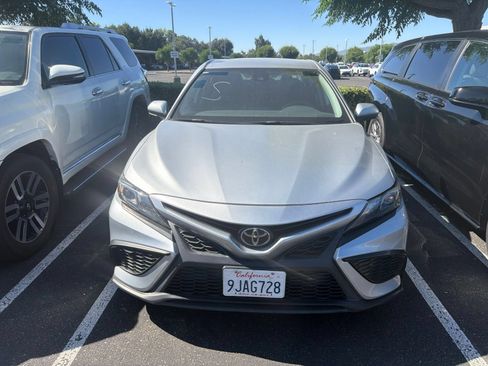Certified 2024 Toyota Camry SE FWD image 3