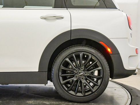 Certified 2023 MINI Cooper Clubman S image 11