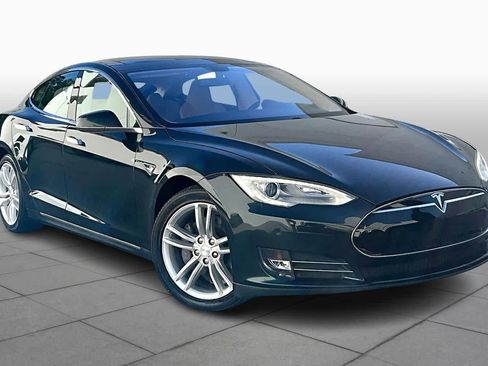 Used 2013 Tesla Model S Performance image 2