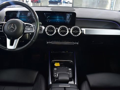 Certified 2022 Mercedes-Benz GLB 250 4MATIC image 25