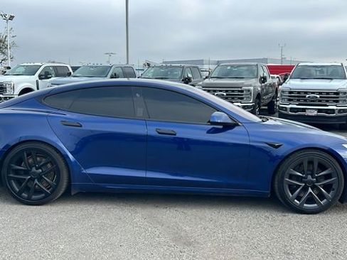 Used 2021 Tesla Model S Plaid image 2