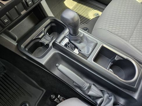 Used 2023 Toyota Tacoma SR AWD/4WD image 27