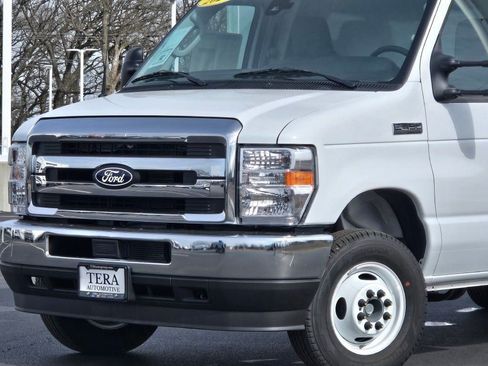 New 2026 Ford E-450 and Econoline 450 Super Duty w/ Power Equipment Group RWD image 2