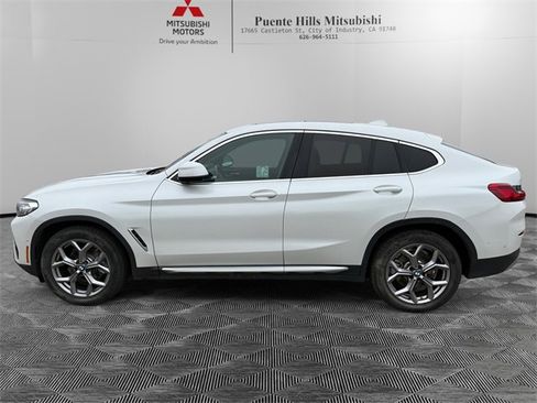 Used 2023 BMW X4 xDrive30i image 8